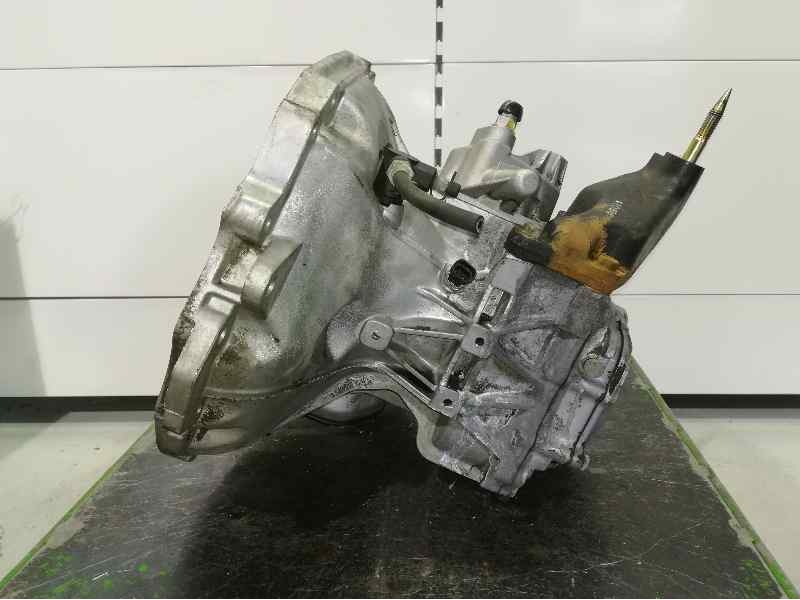 Recambio de caja cambios para daewoo nubira berlina se referencia OEM IAM DP019953 BM0372 5VELOCIDADES