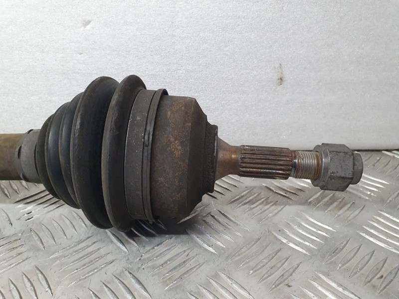 Recambio de transmision delantera derecha para citroën ds3 special edition referencia OEM IAM 9686025480  