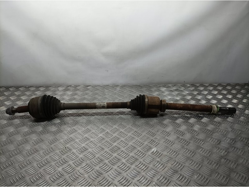 Recambio de transmision delantera derecha para renault master kombi l2h2 3,5t referencia OEM IAM 391002176R  