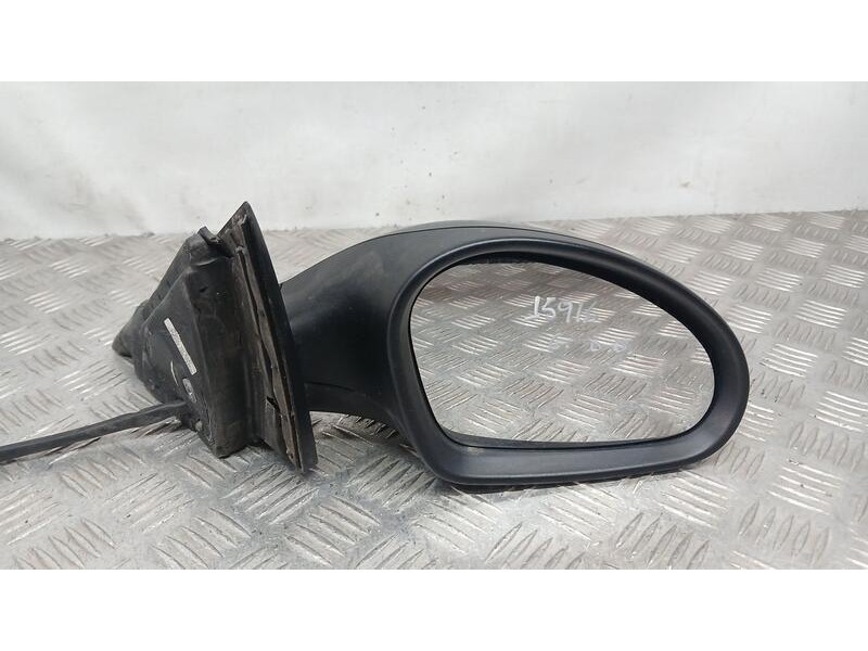 Recambio de retrovisor derecho para seat ibiza (6l1) stella referencia OEM IAM 6L1857502H C/ MANDO ROZADO 