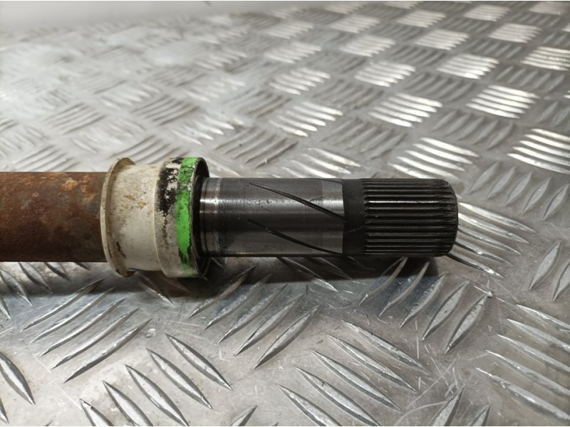 Recambio de transmision delantera derecha para renault master kombi l2h2 3,5t referencia OEM IAM 391002176R  