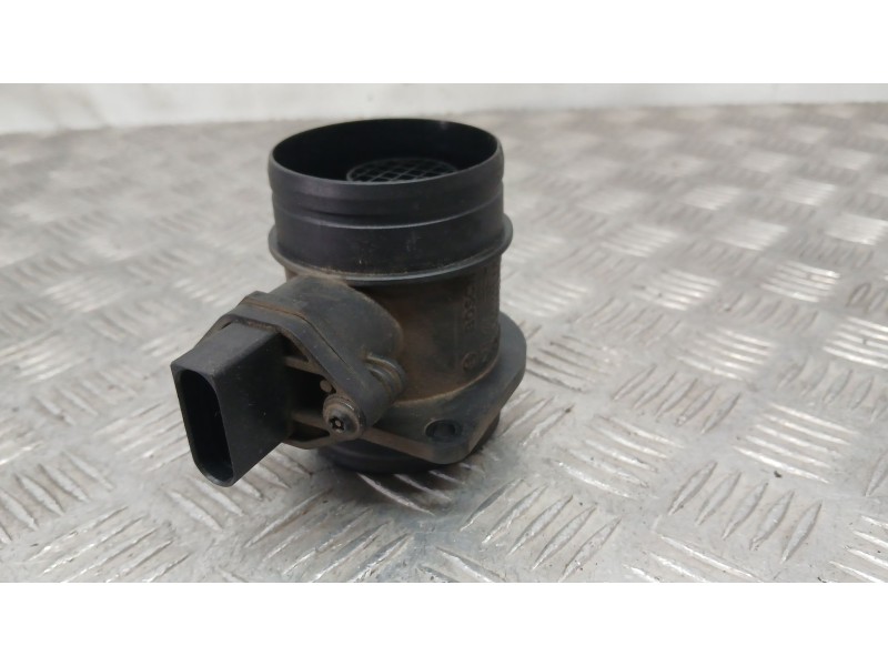 Recambio de caudalimetro para audi a3 (8p1) 1.9 tdi referencia OEM IAM 038906461B BOSCH 0281002531