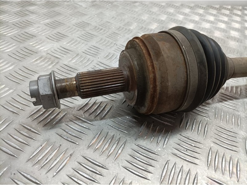 Recambio de transmision delantera izquierda para renault master kombi l2h2 3,5t referencia OEM IAM 391012675R  