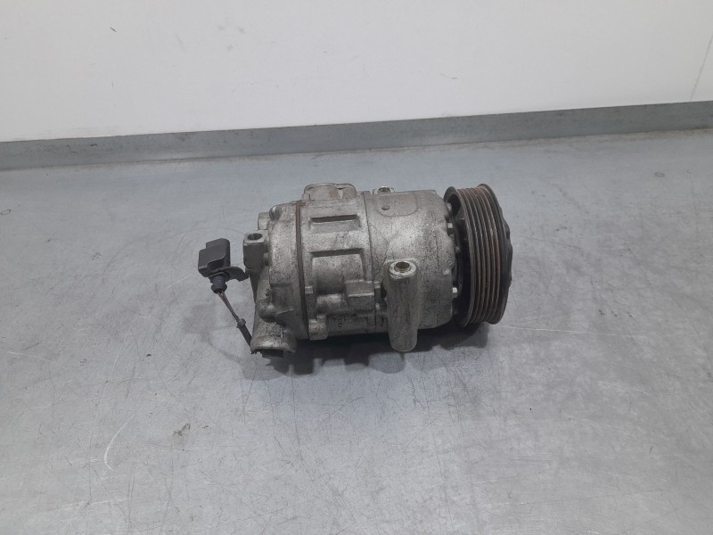Recambio de compresor aire acondicionado para seat cordoba berlina (6l2) signo/a referencia OEM IAM 4472208127 6Q0820803D DENSO