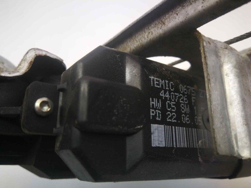 Recambio de elevalunas trasero izquierdo para renault megane ii berlina 5p business referencia OEM IAM  440726F 6 PINS