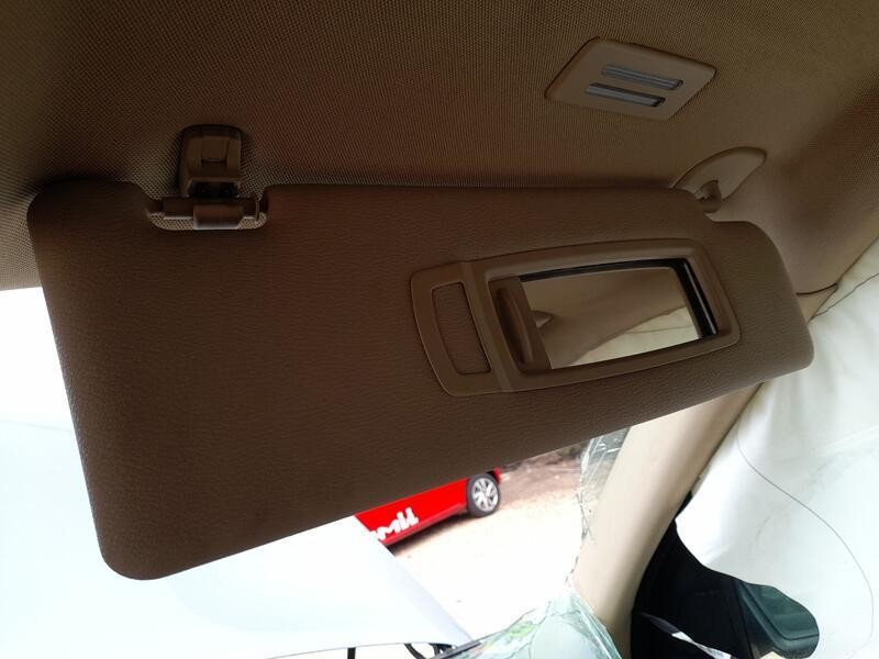 Recambio de parasol derecho para bmw x5 (e70) 3.0 d referencia OEM IAM 51166966142  