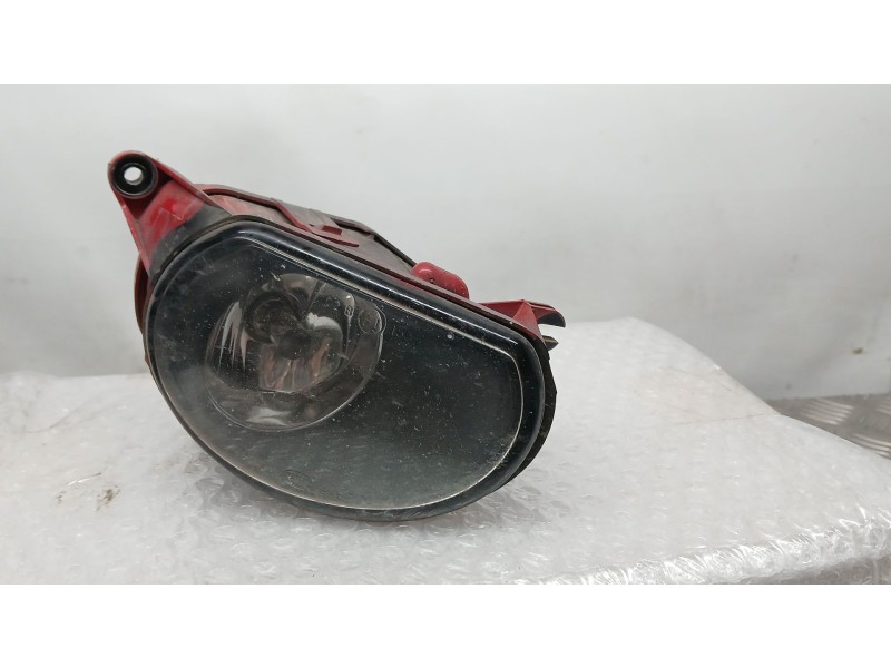 Recambio de faro antiniebla derecho para audi a3 (8p1) 1.9 tdi referencia OEM IAM 8P0941700A HELLA 24696800RE