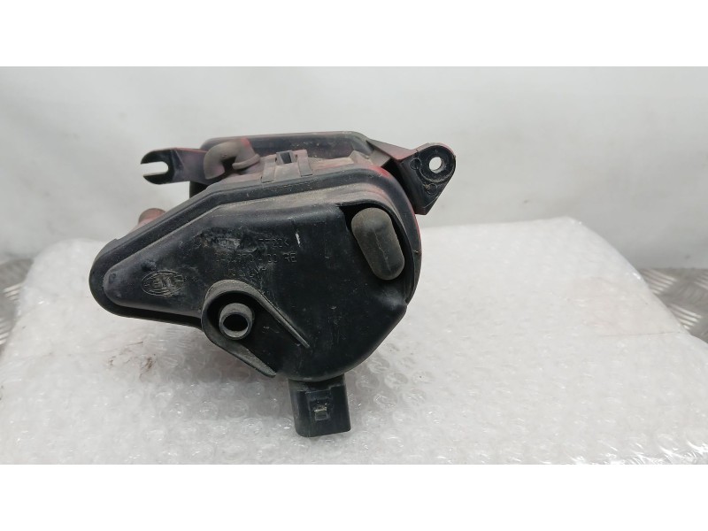 Recambio de faro antiniebla derecho para audi a3 (8p1) 1.9 tdi referencia OEM IAM 8P0941700A HELLA 24696800RE