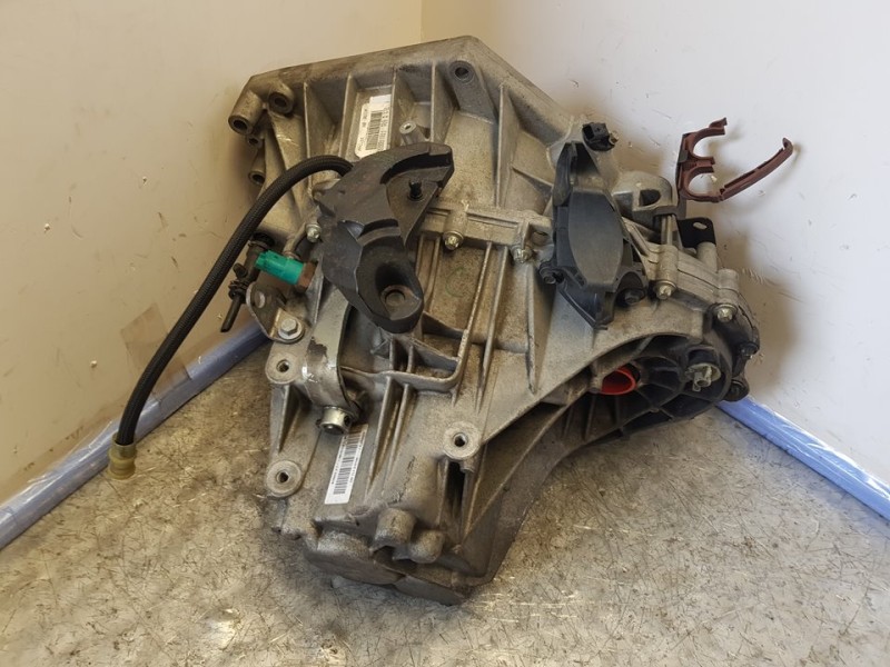 Recambio de caja cambios para renault scenic iii dynamique referencia OEM IAM TL4036 011446 6VELOCIDADES