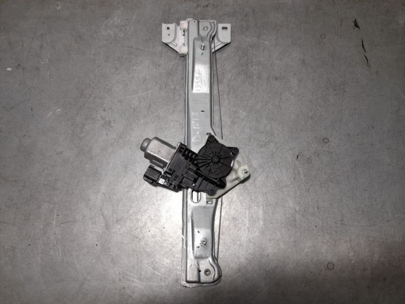 Recambio de elevalunas delantero izquierdo para ford ka+ active referencia OEM IAM E3B5A23201  ELECTRICO 6 PINES