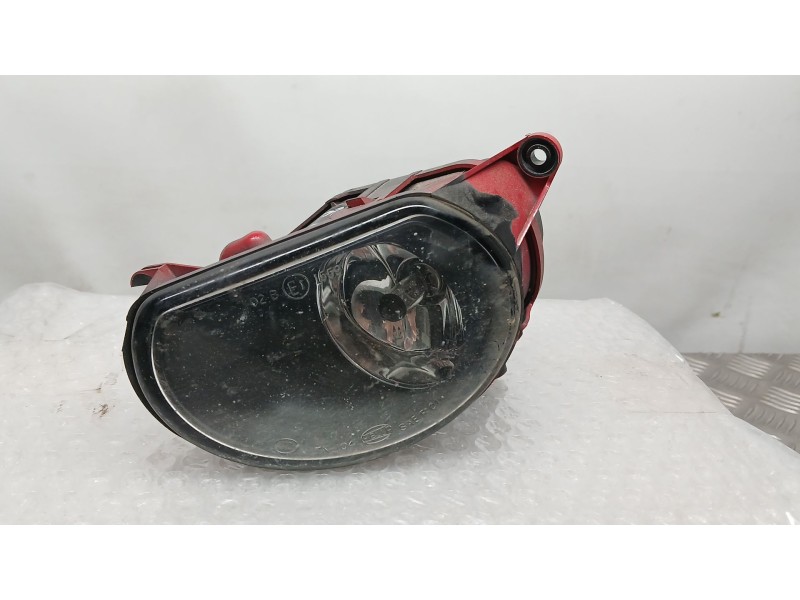 Recambio de faro antiniebla izquierdo para audi a3 (8p1) 1.9 tdi referencia OEM IAM 8P0941699A HELLA 1N024700301