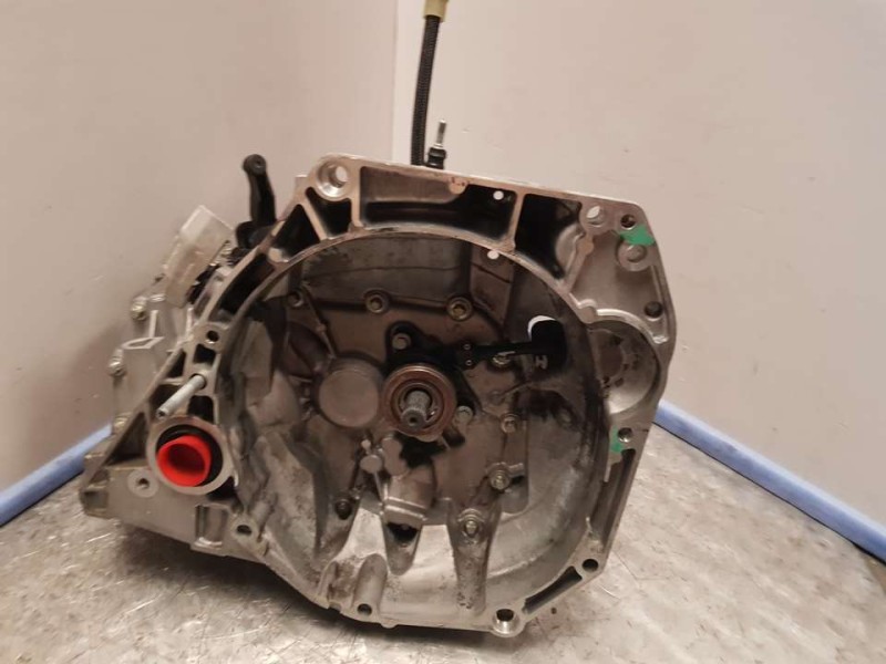 Recambio de caja cambios para renault clio v experience referencia OEM IAM JR5070 R098902 5VELOCIDADES