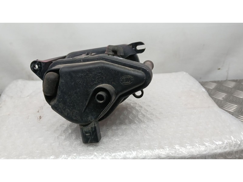 Recambio de faro antiniebla izquierdo para audi a3 (8p1) 1.9 tdi referencia OEM IAM 8P0941699A HELLA 1N024700301