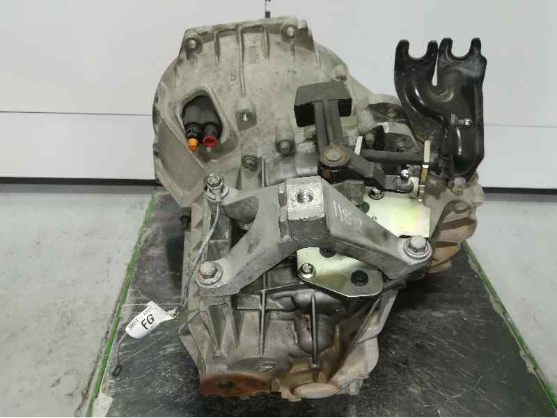 Recambio de caja cambios para ford focus lim. (cb4) trend referencia OEM IAM 6M5R7002ZB 050707 5VELOCIDADES