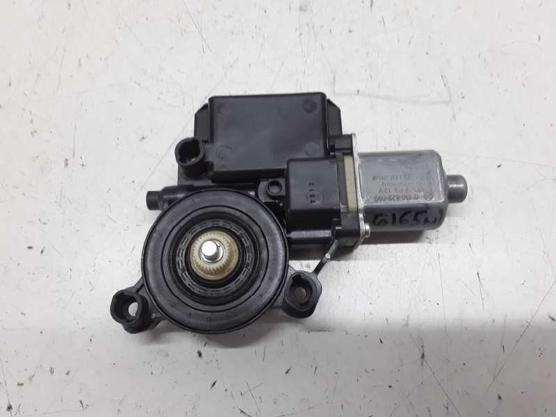 Recambio de motor elevalunas trasero derecho para volkswagen polo (6r1) advance referencia OEM IAM   