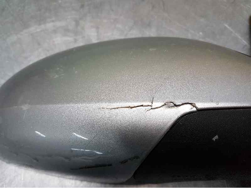 Recambio de retrovisor derecho para seat altea (5p1) arena referencia OEM IAM  5 CABLES ELECTRICO/ CARCASA ROTA