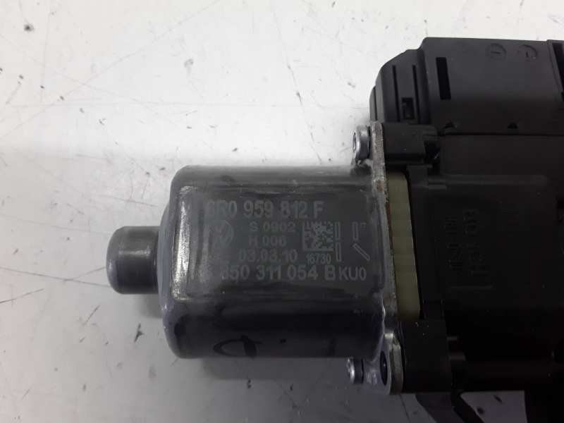 Recambio de motor elevalunas trasero derecho para volkswagen polo (6r1) advance referencia OEM IAM   