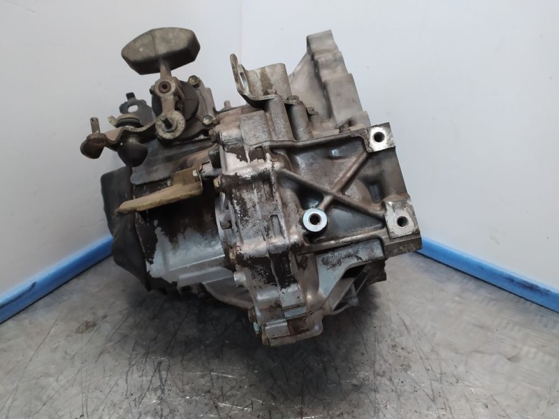 Recambio de caja cambios para toyota avensis berlina (t25) 2.0 sol sedán (4-ptas.) referencia OEM IAM 303002D091  5VELOCIDADES