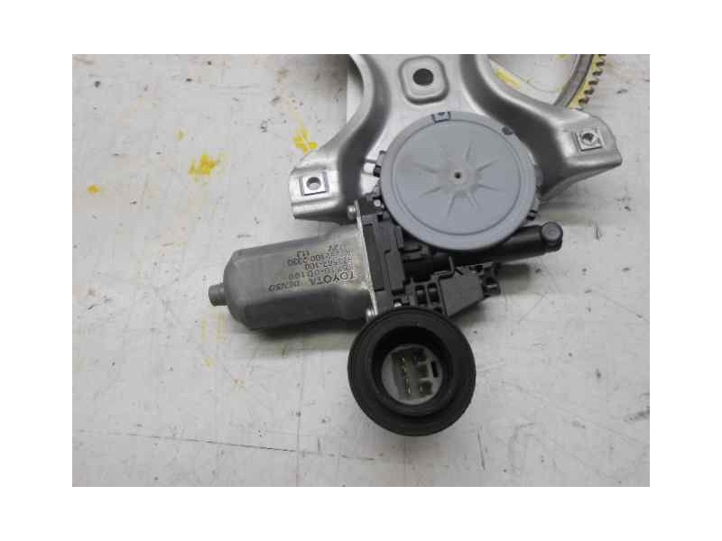 Recambio de elevalunas delantero derecho para toyota auris active referencia OEM IAM   ELECTRICO