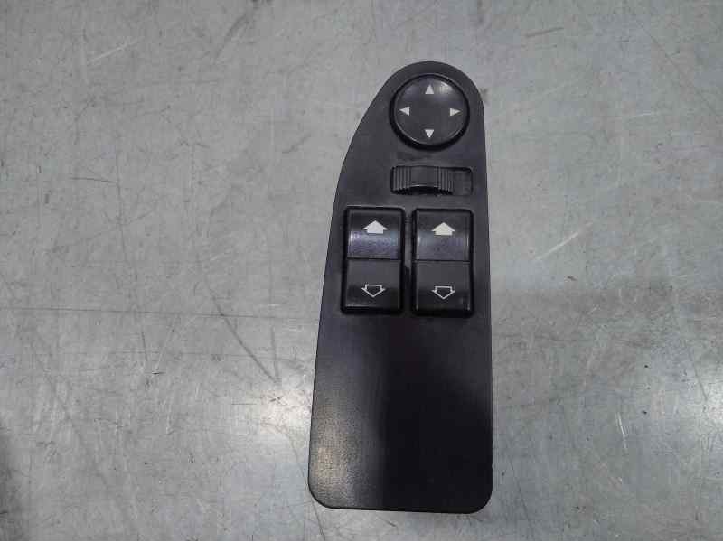 Recambio de mando elevalunas delantero izquierdo para bmw serie 5 berlina (e39) 525 tds referencia OEM IAM 8368988  C/ MANDO RET