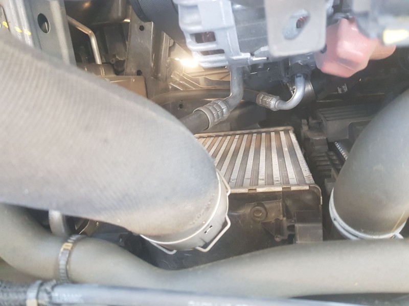 Recambio de intercooler para dacia sandero iii 1.0 tce 90 referencia OEM IAM 144968819R  