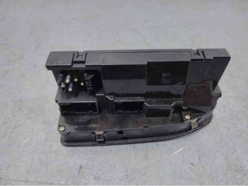 Recambio de mando elevalunas delantero izquierdo para bmw serie 5 berlina (e39) 525 tds referencia OEM IAM 8368988  C/ MANDO RET