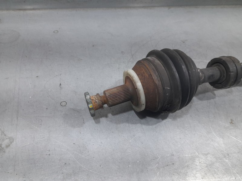 Recambio de transmision delantera izquierda para seat cordoba berlina (6l2) signo/a referencia OEM IAM 6Q0407271BS  