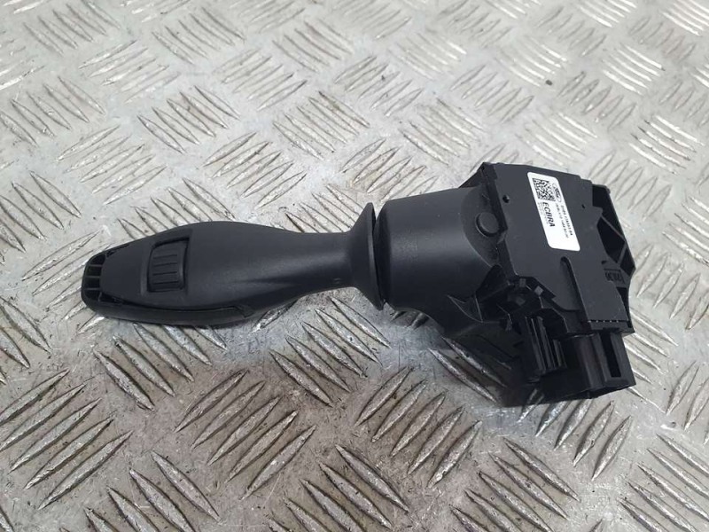 Recambio de mando limpia para ford ka+ active referencia OEM IAM G1B517A553BA LK10145550 