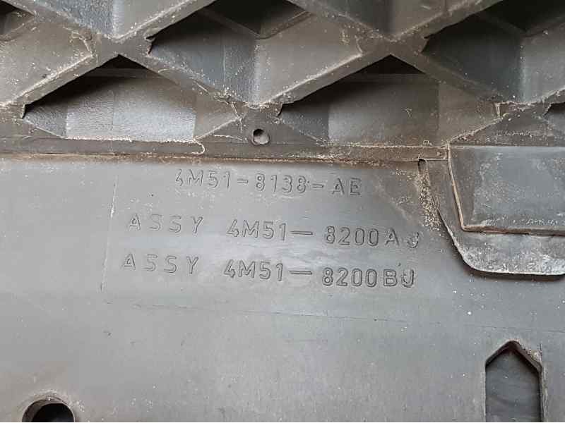 Recambio de rejilla delantera para ford focus lim. (cb4) trend referencia OEM IAM 4M518138AE  