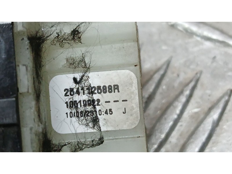 Recambio de mando elevalunas delantero izquierdo para dacia sandero iii 1.0 tce 90 referencia OEM IAM 254112588R mando de los el