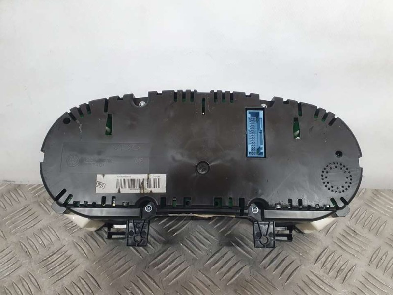 Recambio de cuadro instrumentos para audi a1 (8x) ambition referencia OEM IAM 8X0920930 A2C53348594 CONTINENTAL