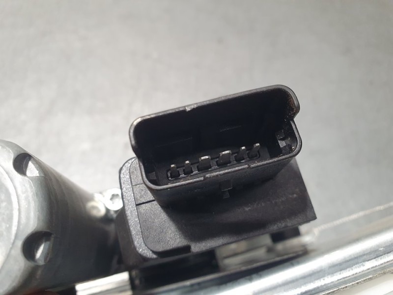 Recambio de elevalunas delantero izquierdo para citroën c3 elle referencia OEM IAM 9830478980  ELECTRICO 6 PINES