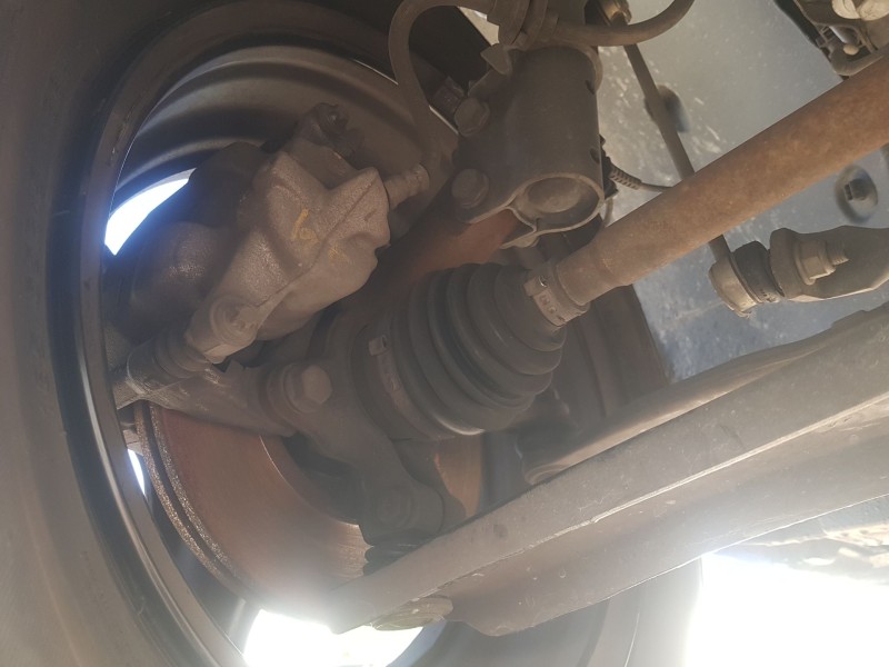 Recambio de mangueta delantera derecha para dacia sandero iii 1.0 tce 90 referencia OEM IAM 400146417R  