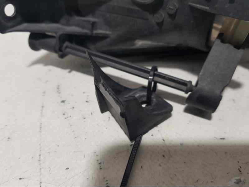 Recambio de faro antiniebla derecho para opel insignia berlina cosmo referencia OEM IAM   PATA ROTA