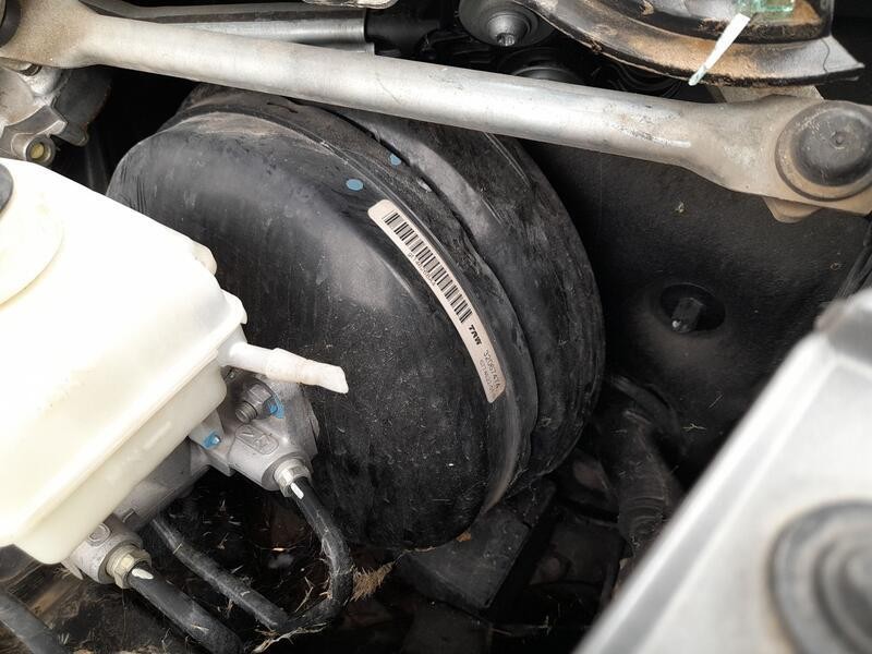 Recambio de servofreno para bmw x5 (e70) 3.0 d referencia OEM IAM 677462201 TRW 32067474