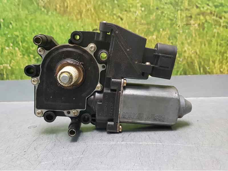 Recambio de motor elevalunas trasero derecho para audi a4 berlina (b5) 1.9 tdi referencia OEM IAM   8 PINS