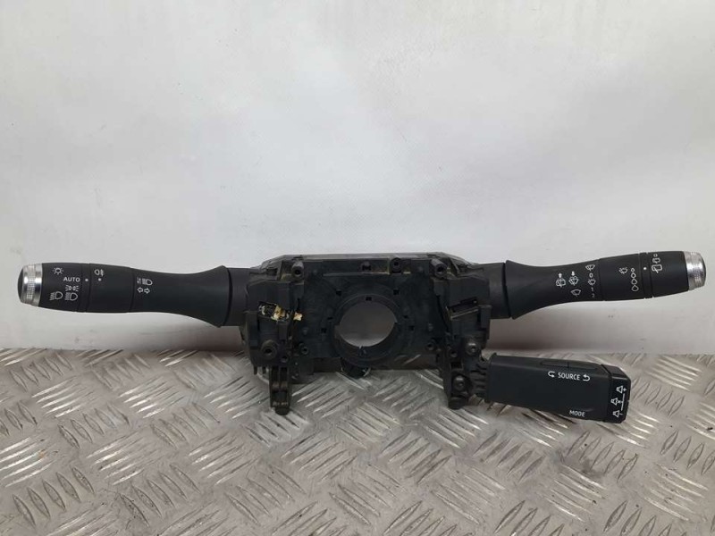 Recambio de mando luces y limpia para renault clio v experience referencia OEM IAM 255672748R 1050788501 LK