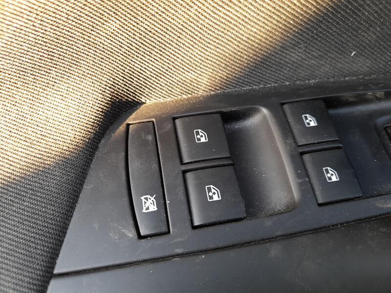 Recambio de mando elevalunas delantero izquierdo para opel astra k (b16) 1.4 turbo (68) referencia OEM IAM 13408458  