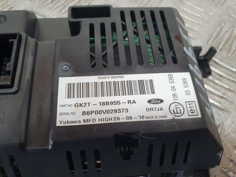 Recambio de pantalla multifuncion para ford ka+ active referencia OEM IAM GK2T18B955RA B6P00V029373 