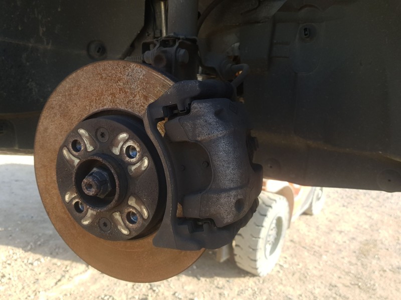 Recambio de pinza freno delantera derecha para dacia sandero iii 1.0 tce 90 referencia OEM IAM 410016702R  