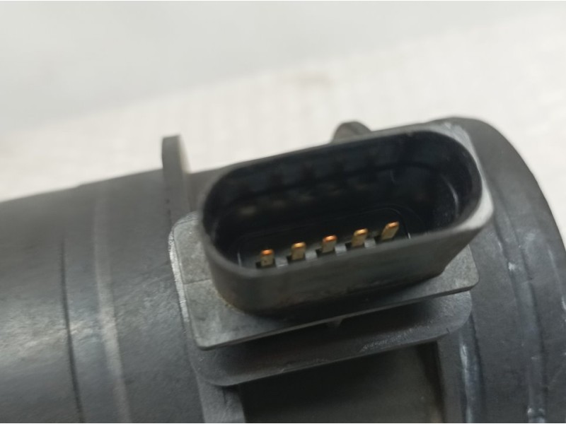 Recambio de caudalimetro para audi a4 ber. (b8) básico referencia OEM IAM 03G906461C 0281002735 BOSCH