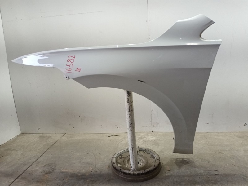 Recambio de aleta delantera izquierda para volkswagen golf viii (cd1, da1) 1.0 tsi referencia OEM IAM 5H0821021F  