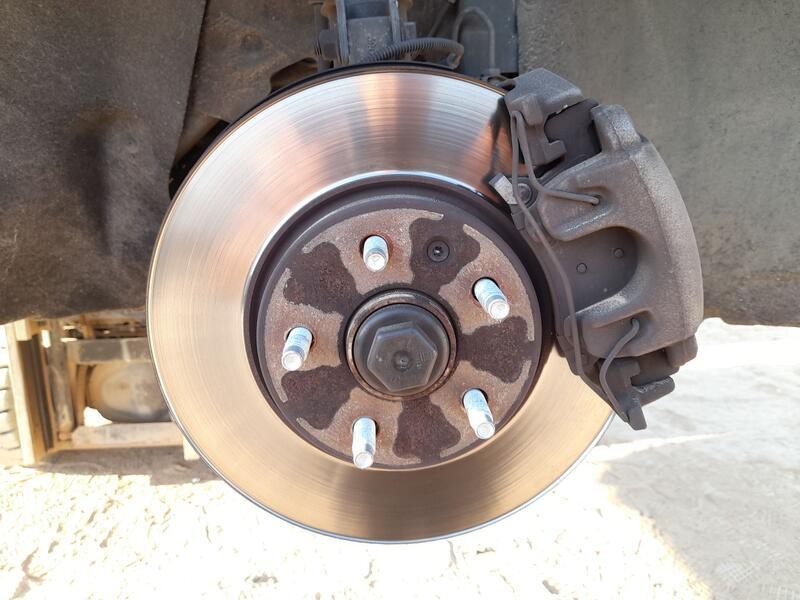 Recambio de mangueta delantera derecha para opel astra k (b16) 1.4 turbo (68) referencia OEM IAM 39030300  