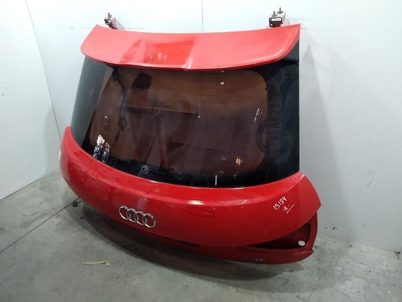 Recambio de porton trasero para audi a1 (8x) ambition referencia OEM IAM 8X3827023  Tocado