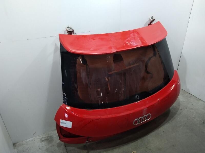 Recambio de porton trasero para audi a1 (8x) ambition referencia OEM IAM 8X3827023  Tocado
