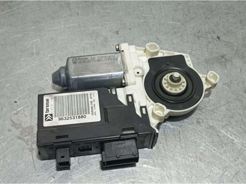 Recambio de motor elevalunas delantero izquierdo para citroën c5 berlina 2.0 16v premier referencia OEM IAM 9632531880 104990105