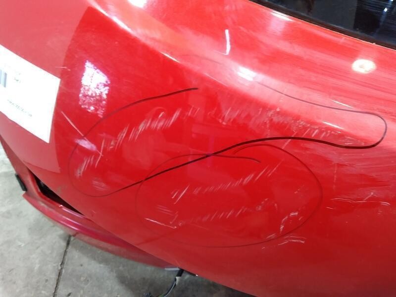 Recambio de porton trasero para audi a1 (8x) ambition referencia OEM IAM 8X3827023  Tocado