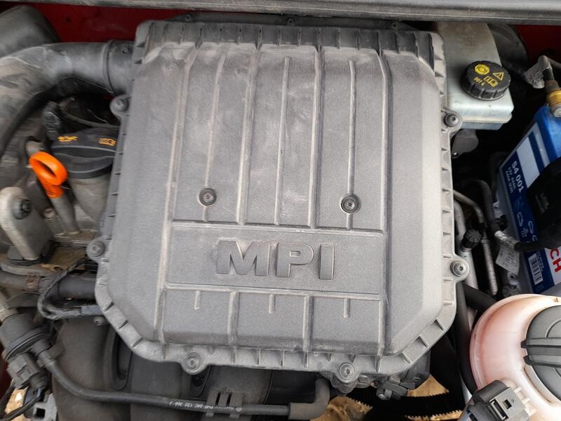 Recambio de carcasa filtro aire para seat mii (kf1, ke1) 1.0 referencia OEM IAM 04C129611J  