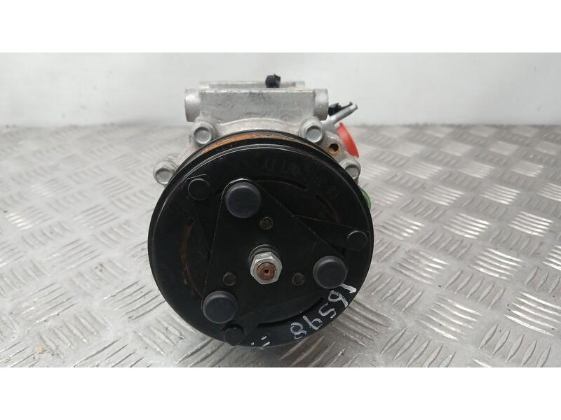Recambio de compresor aire acondicionado para opel corsa f (p2jo) 1.2 (68) referencia OEM IAM 9827596080 210709MB1013 WXQ085C