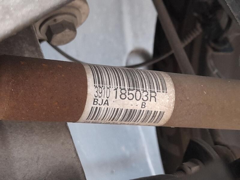 Recambio de transmision delantera izquierda para renault clio v (b7_) tce 90 (b7mt) referencia OEM IAM 391018503R  